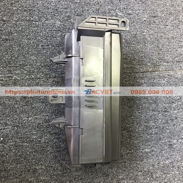 Hộp cầu chì xe tải isuzu 5 tấn NQR75 - Ảnh 2