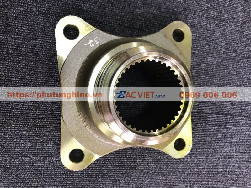 Mặt bích đuôi hộp số HINO 700 trộn bê tông - Ảnh 2