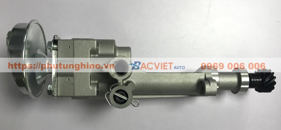 Bơm dầu xe tải ISUZU QKR270 chính hãng