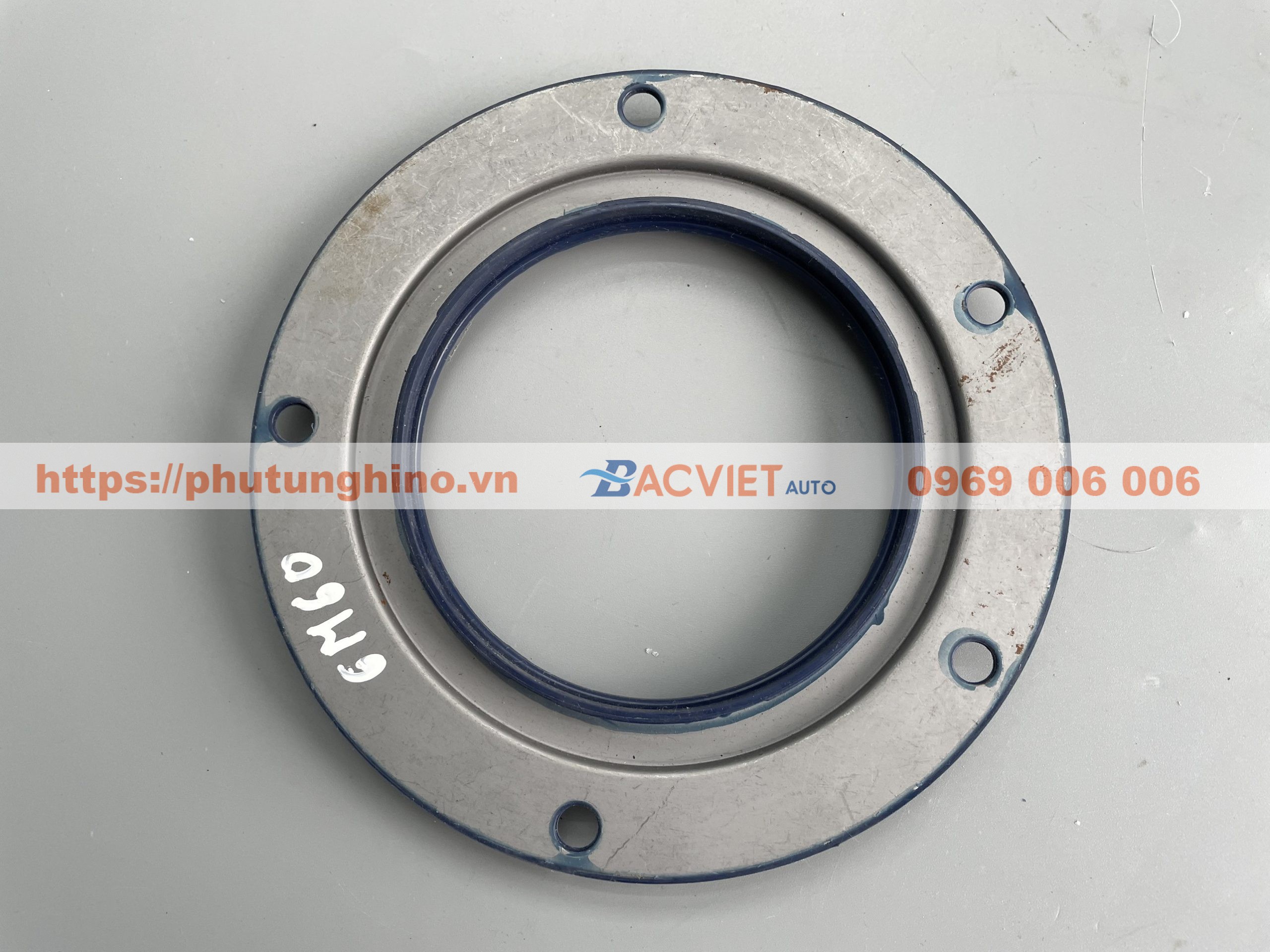 Phớt đuôi trục cơ Mitsubishi 8 tấn 6M60