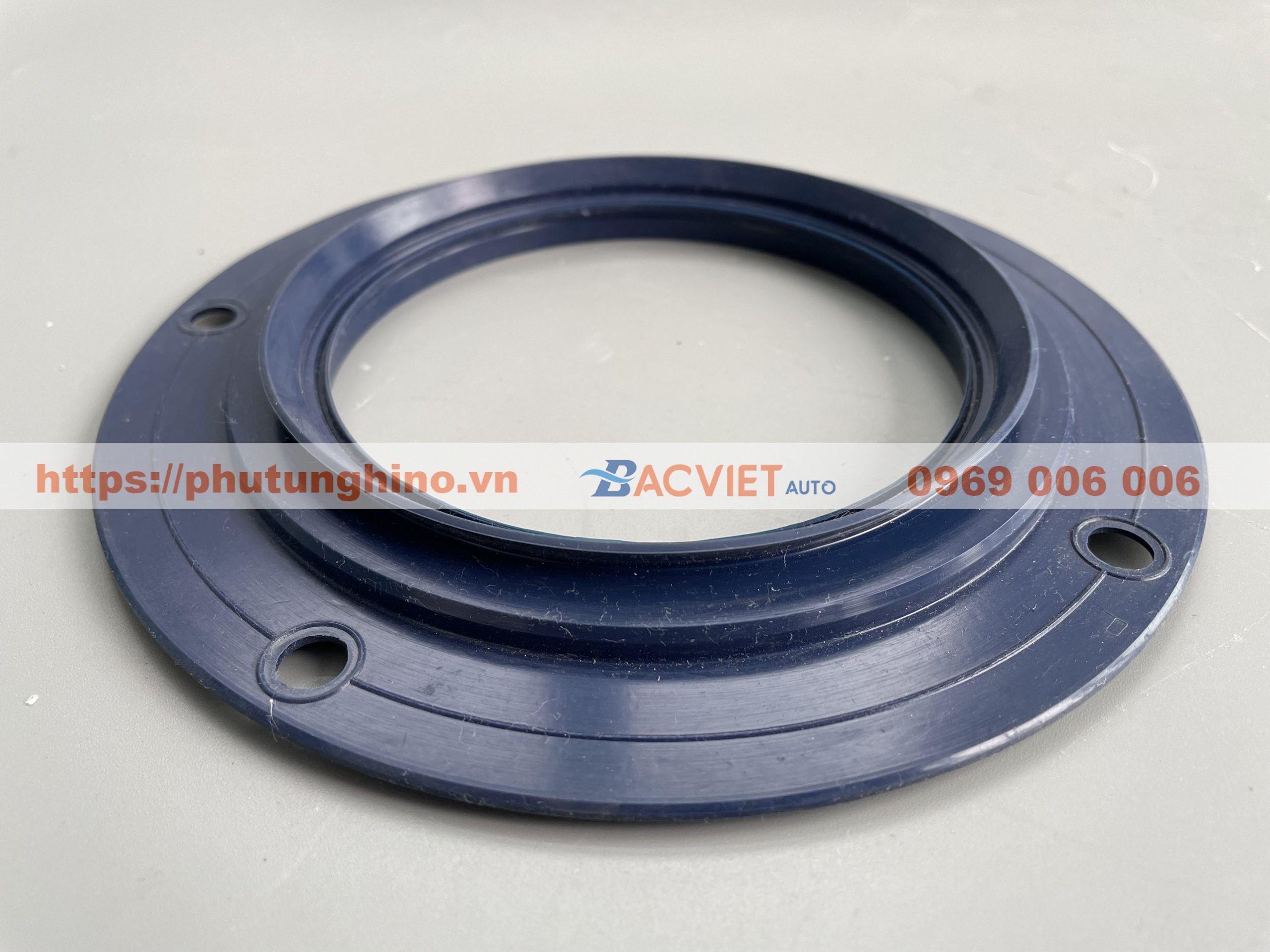 Phớt đuôi trục cơ Mitsubishi 8 tấn 6M60