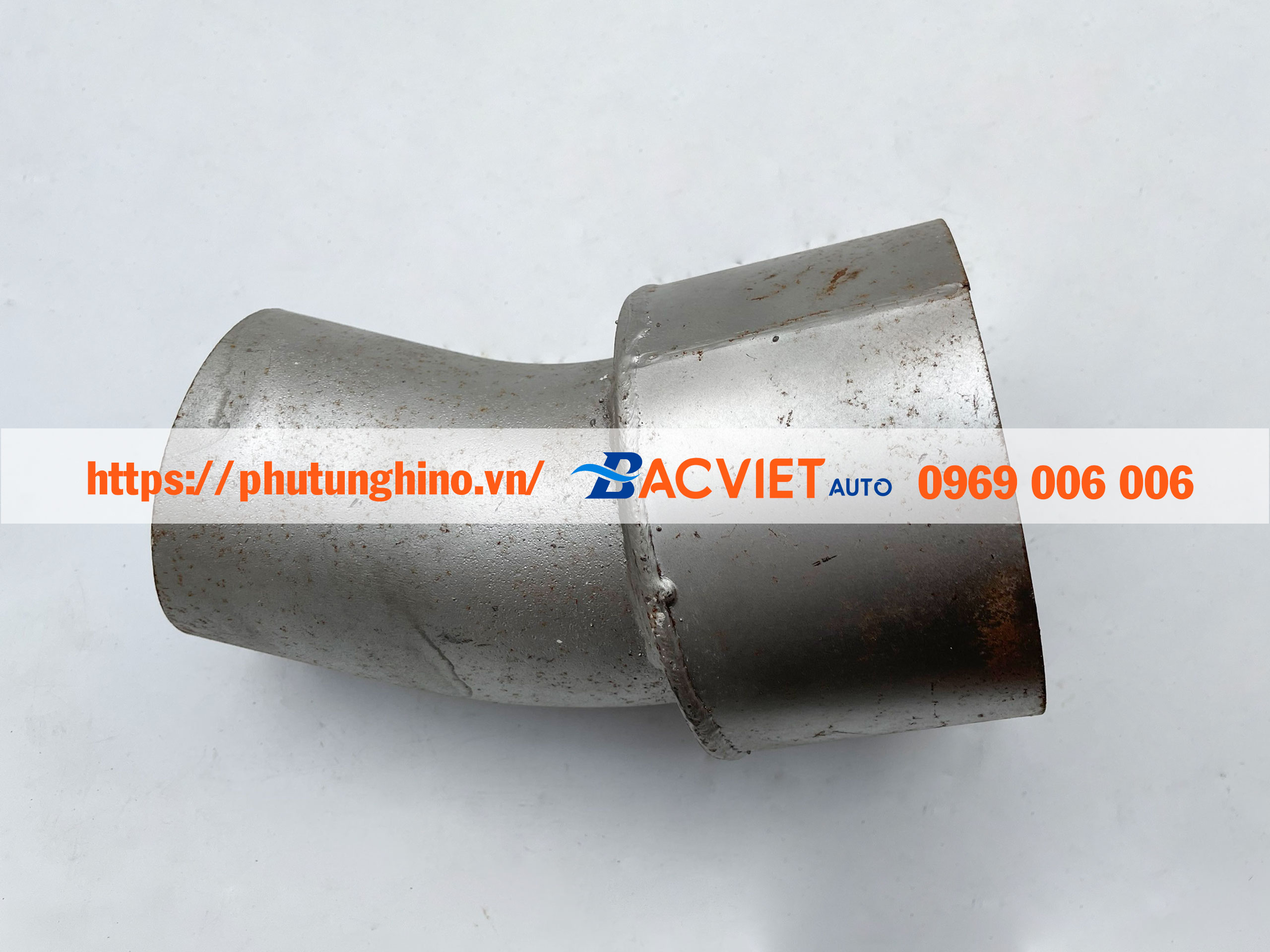 Cút nối cổ xả mềm HINO 700