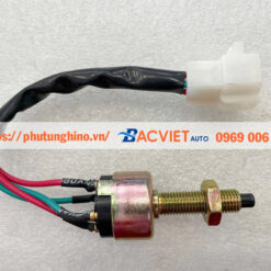 Công tắc chân phanh ISUZU IZ49