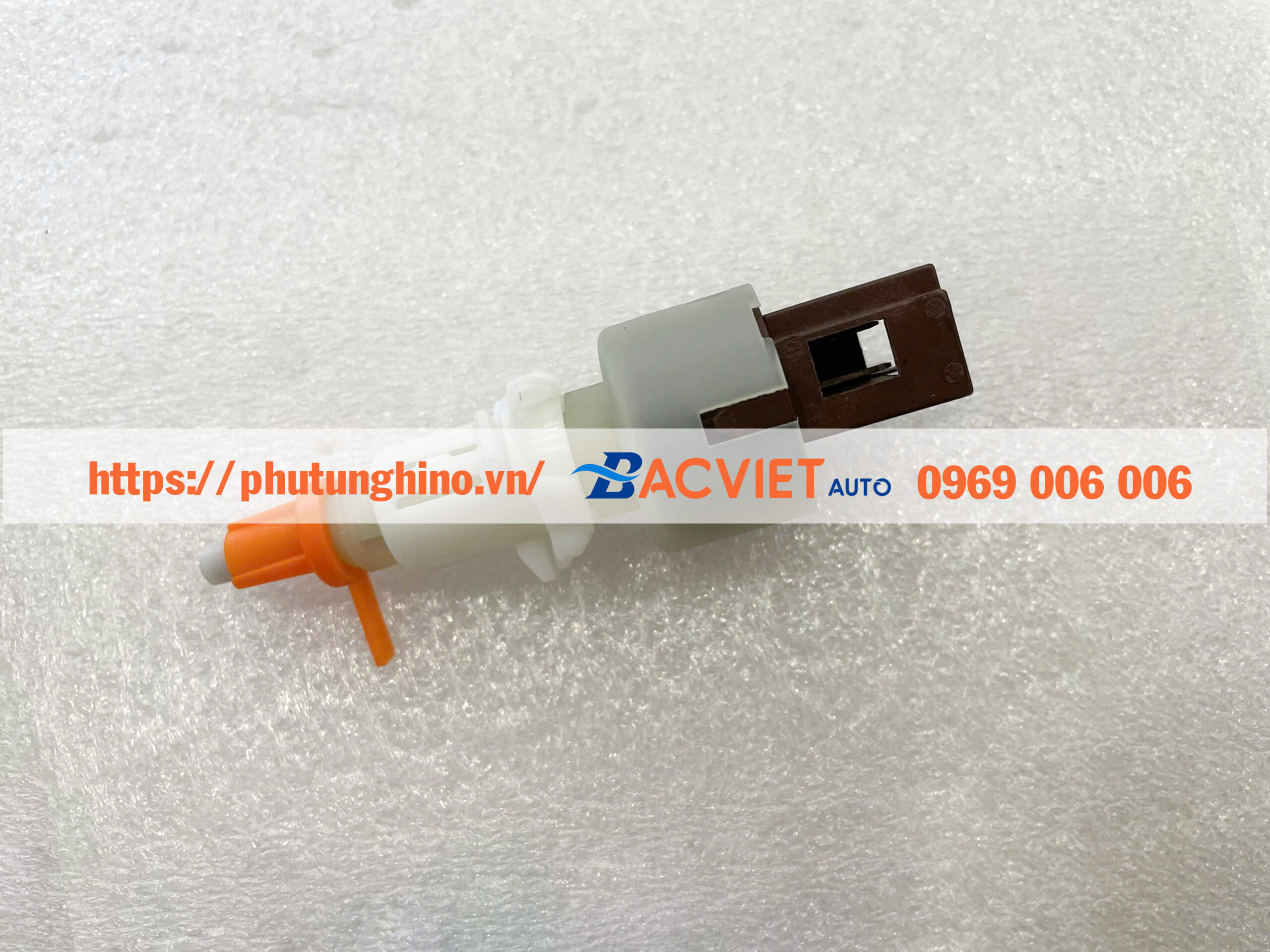 Công tắc ly hợp IVECO