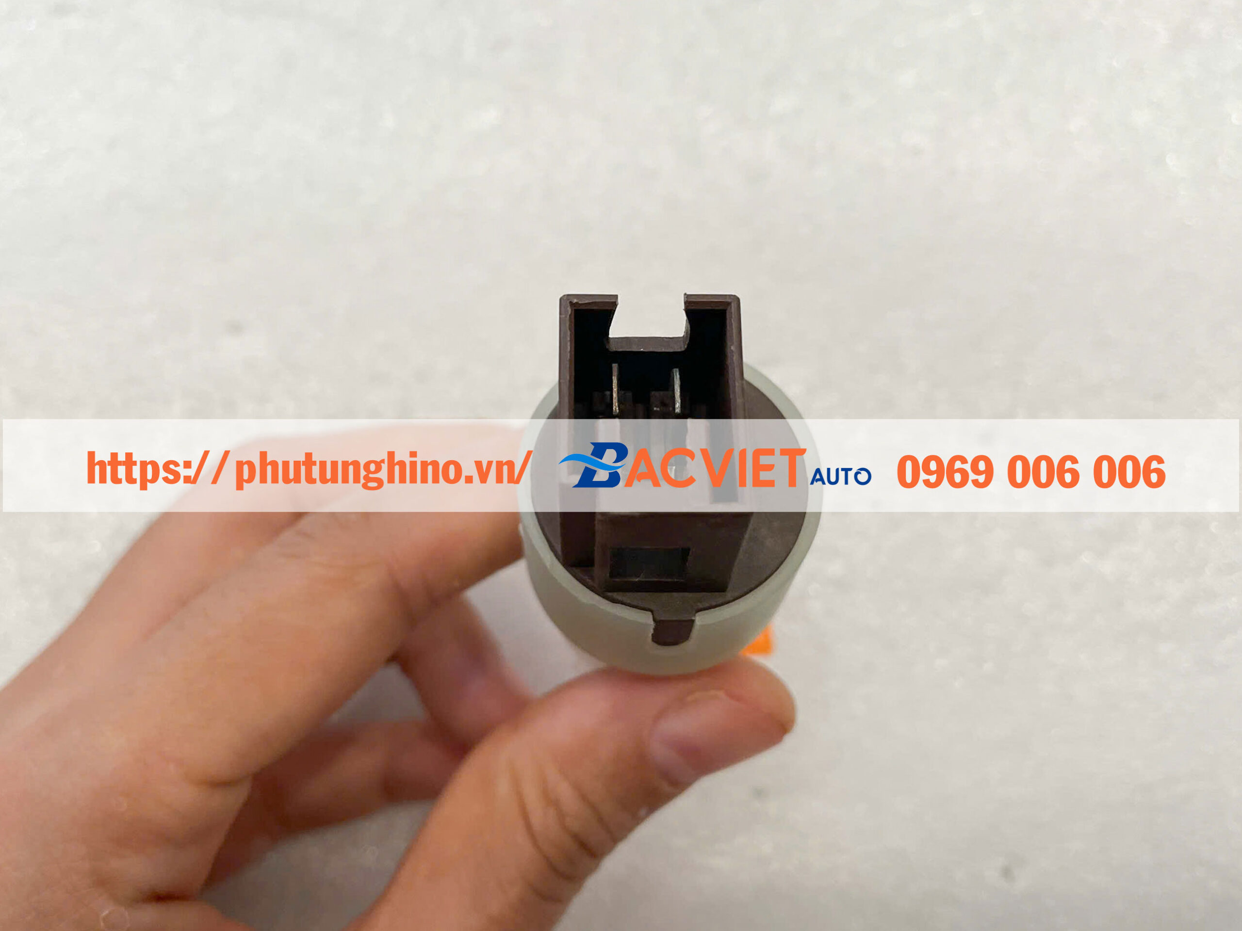 Công tắc ly hợp IVECO