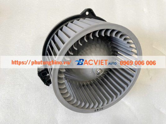 Quạt gió táp lô ISUZU QKR đầu vuông