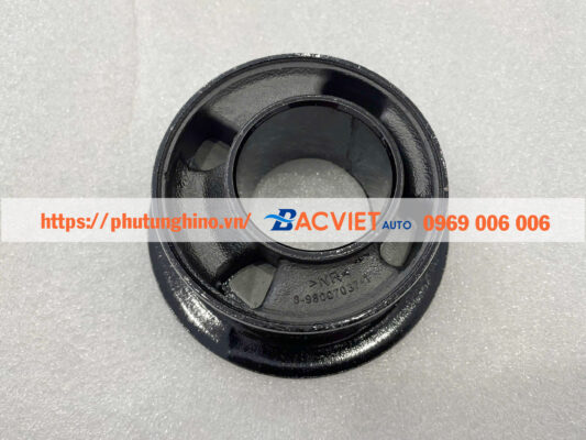 Cao su chân cabin ISUZU NQR75