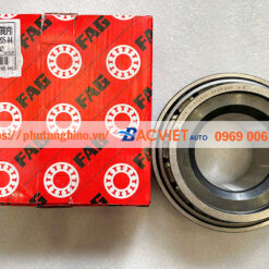 Bi may ơ trước trong MERCEDES 4141