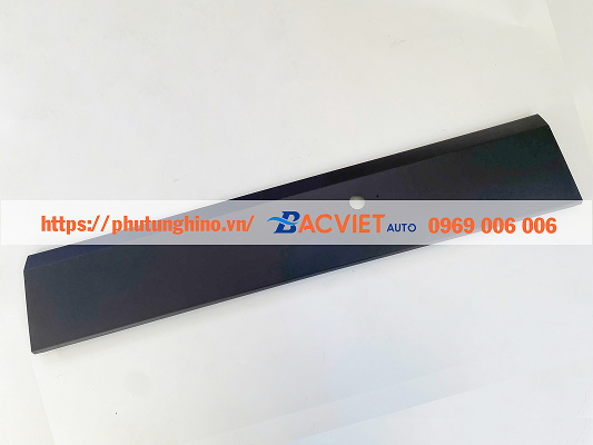 Ốp sườn miếng sau IVECO 16 chỗ