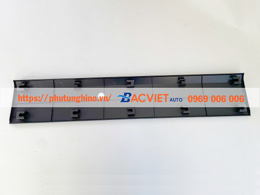 Ốp sườn miếng sau IVECO 16 chỗ