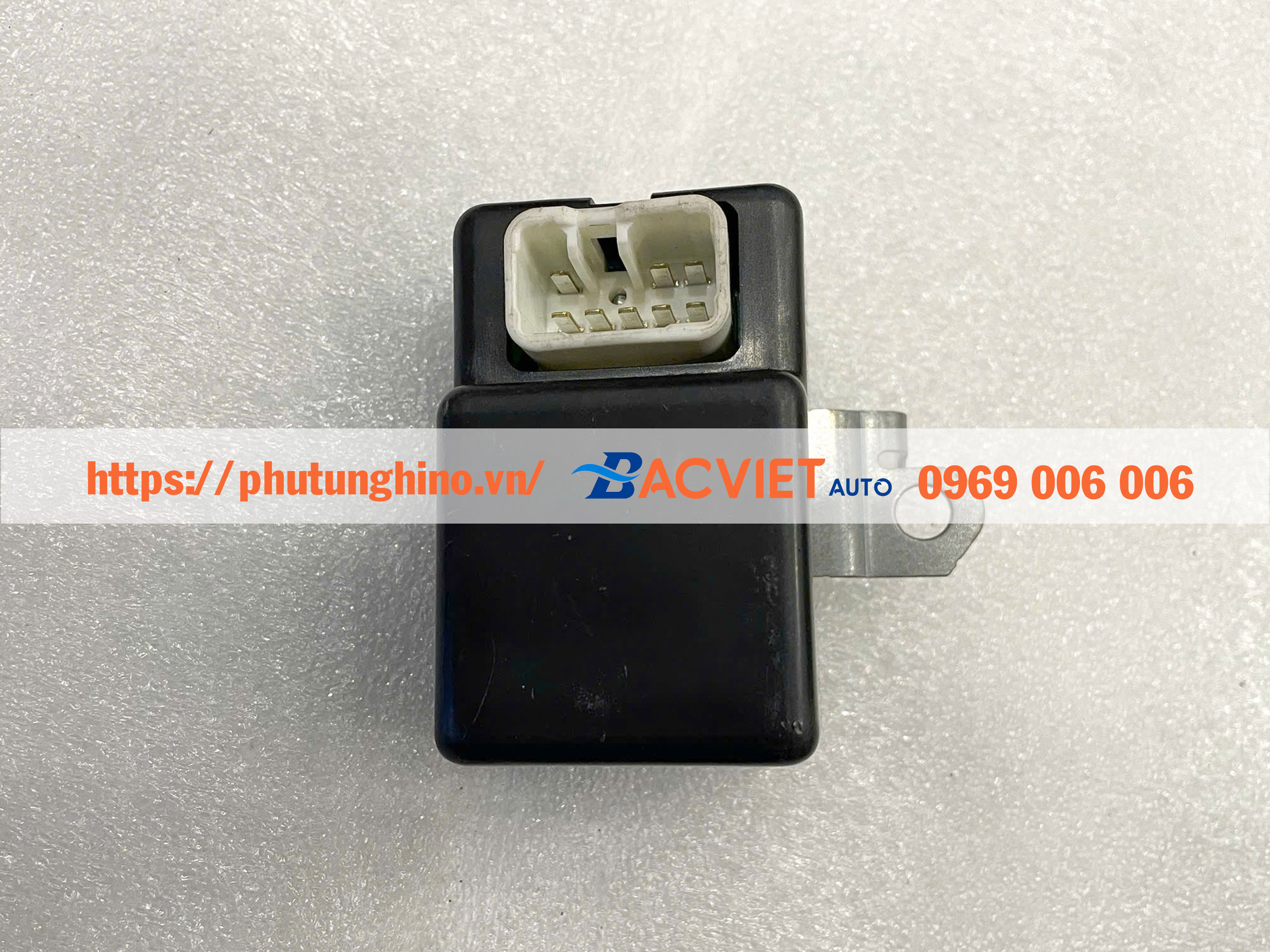 Rơ le điều khiển gạt mưa HINO 500