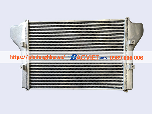 Két turbo HINO 500 Euro4