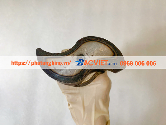 Trục quả đào sau HINO 700 P11C